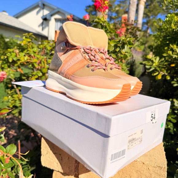 See by Chloe Casey Panelled High-Top Sneakers Pink Beige Size 35 US 5 New In Box - Picture 9 of 9